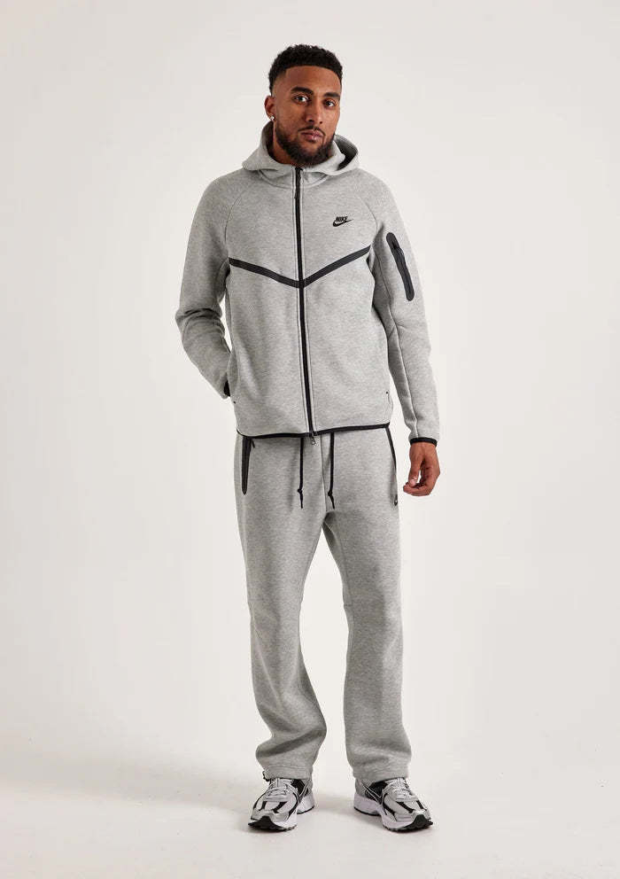 TECH FLEECE TRACKSUIT