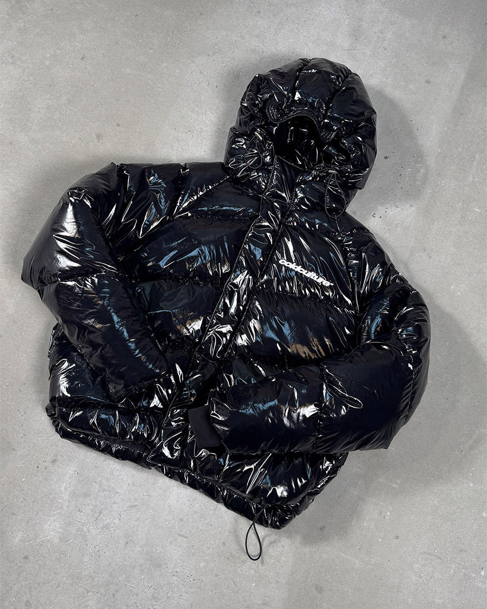 SPIRAL PUFFER GLOSSY BLACK