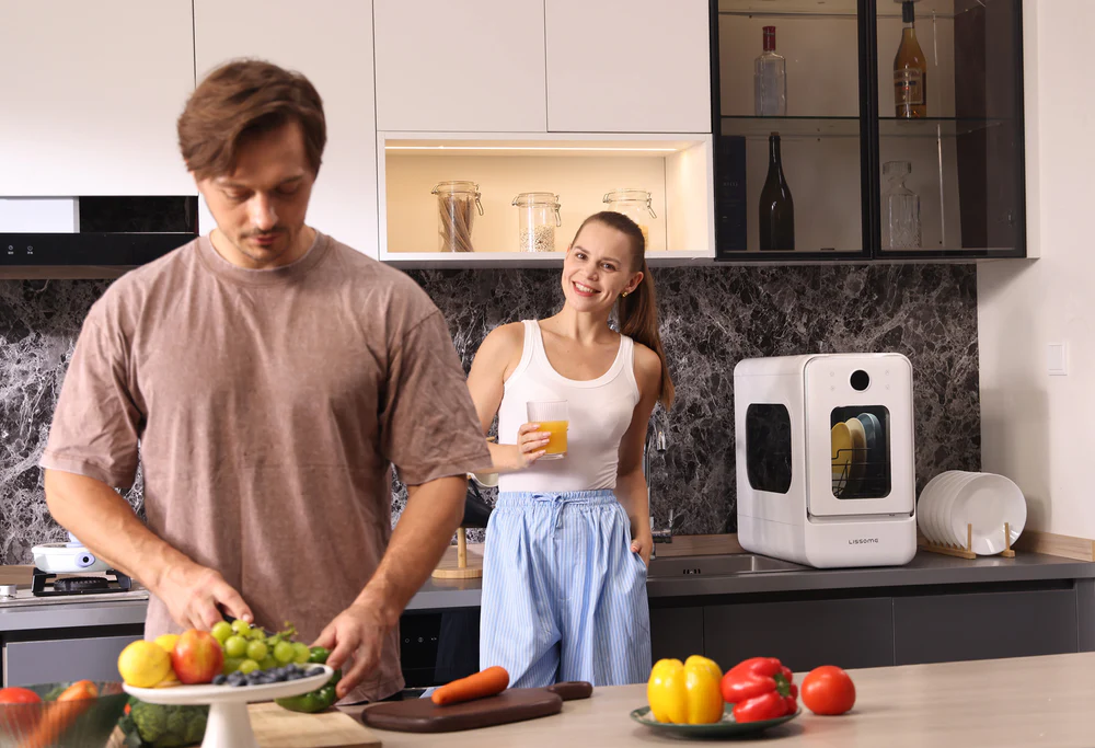 R1: The Smartest Portable Dishwasher