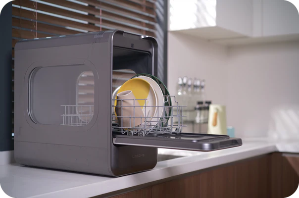 R1: The Smartest Portable Dishwasher