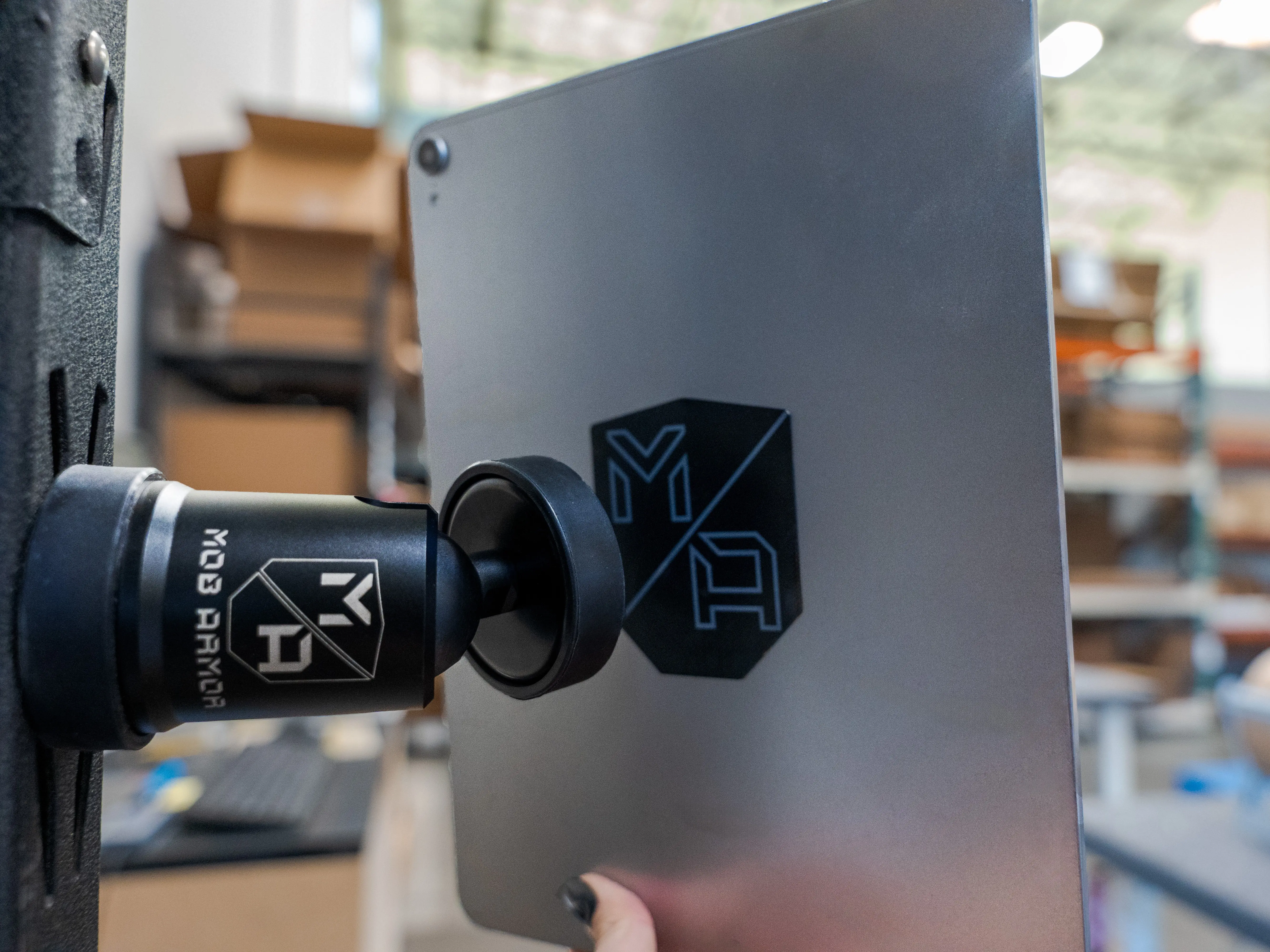 Magnetic Tablet Mount – Industrial-Grade Adjustable Aluminum Holder for Tablets & Devices with Secure Stability