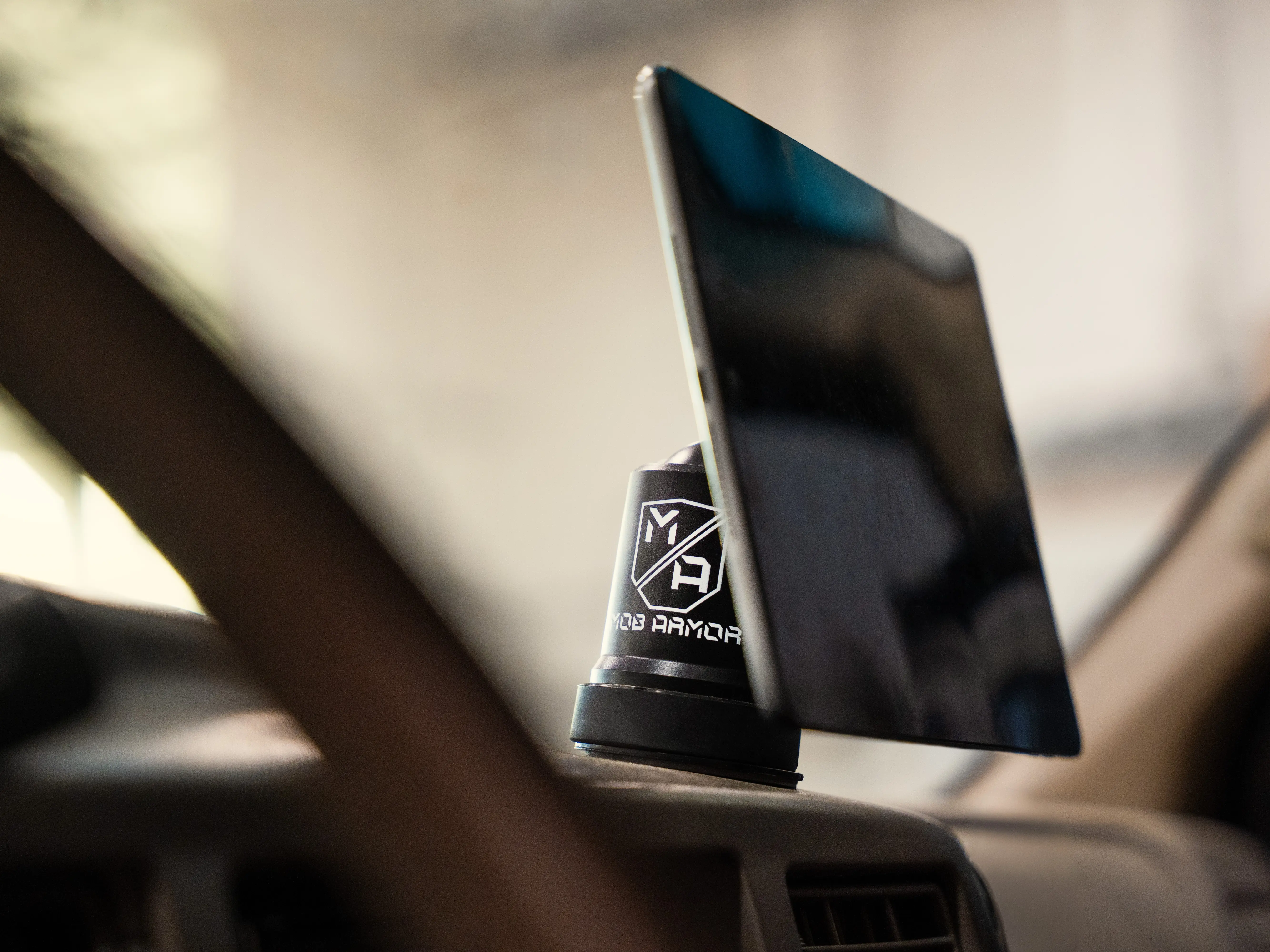 Magnetic Tablet Mount – Industrial-Grade Adjustable Aluminum Holder for Tablets & Devices with Secure Stability