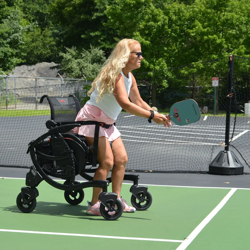 Sit-to-stand wheelchair walker