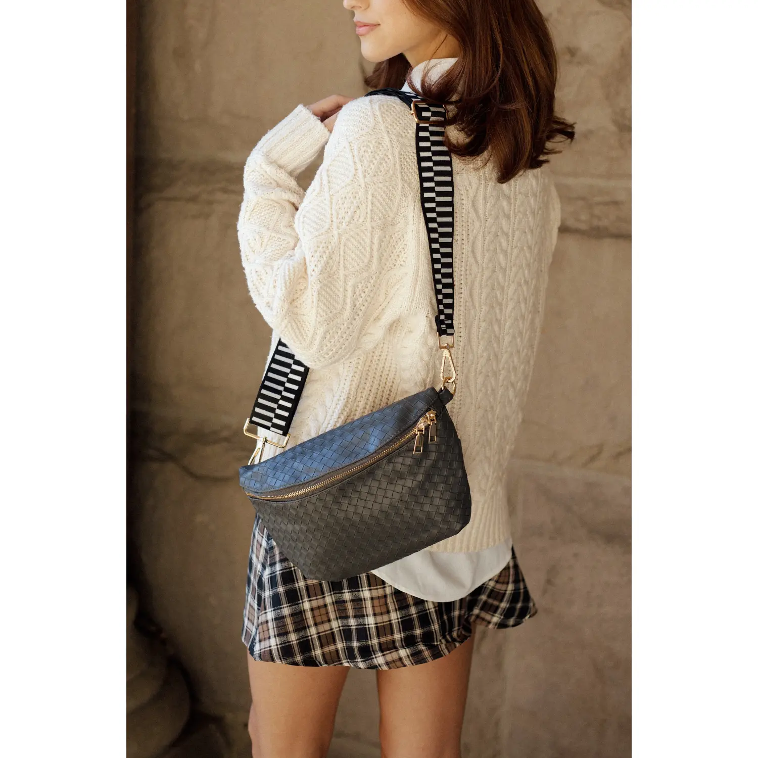 Oversized Belt Bag – Adjustable Strap, Spacious Storage & Versatile Everyday Carry Design