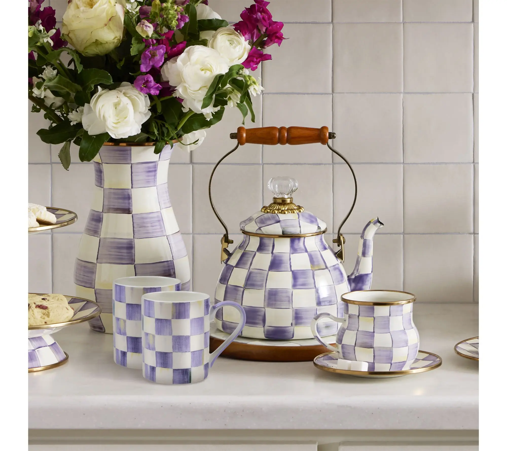 2QT Enamel Tea Kettle & 2 Mug Set – Elegant Tea-Time Collection for Everyday Sipping & Entertaining