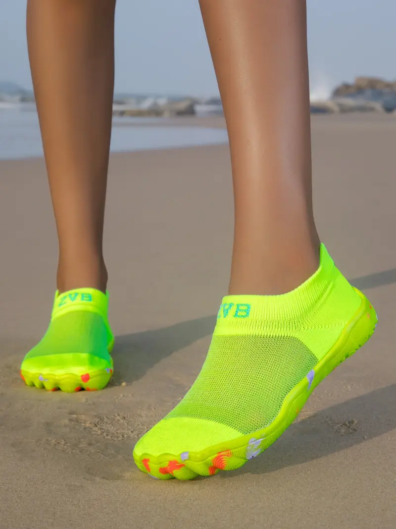 Wide-Fit Breathable Water Shoes with Polyester Upper and EVA Sole, Casual All-Season Style, Ideal for Swimming, Lightweight Swim Shoes, Aqua Shoes