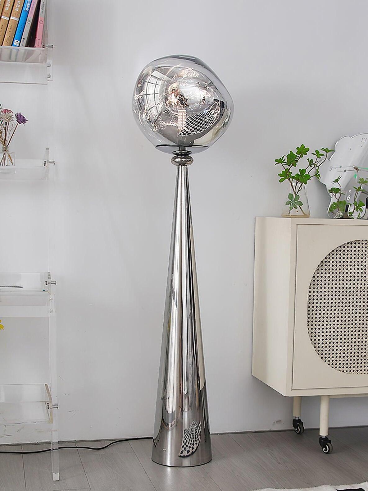 Twisted dynamic Glass Cone Floor Lamp