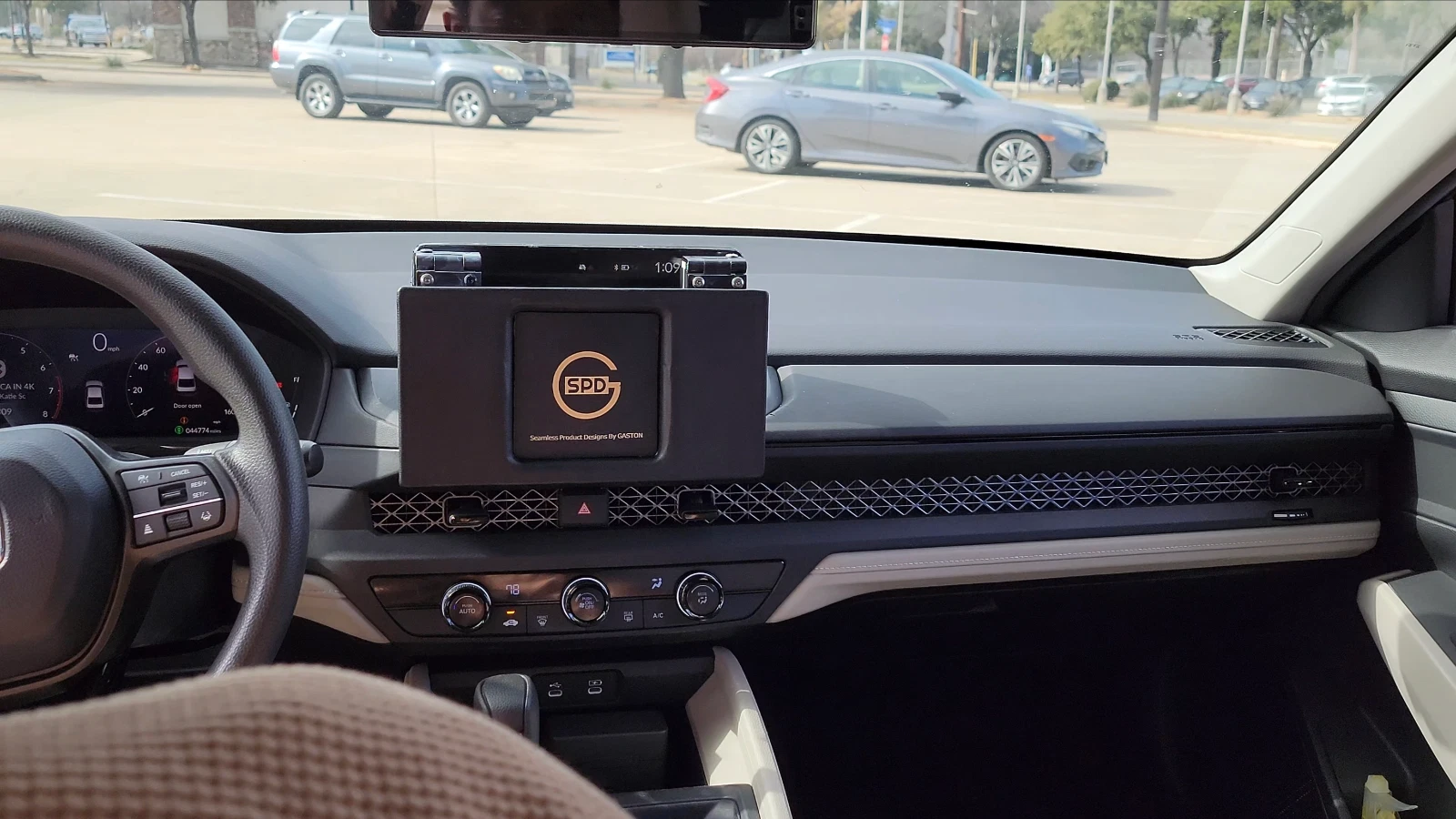 Seamless Tablet Mount