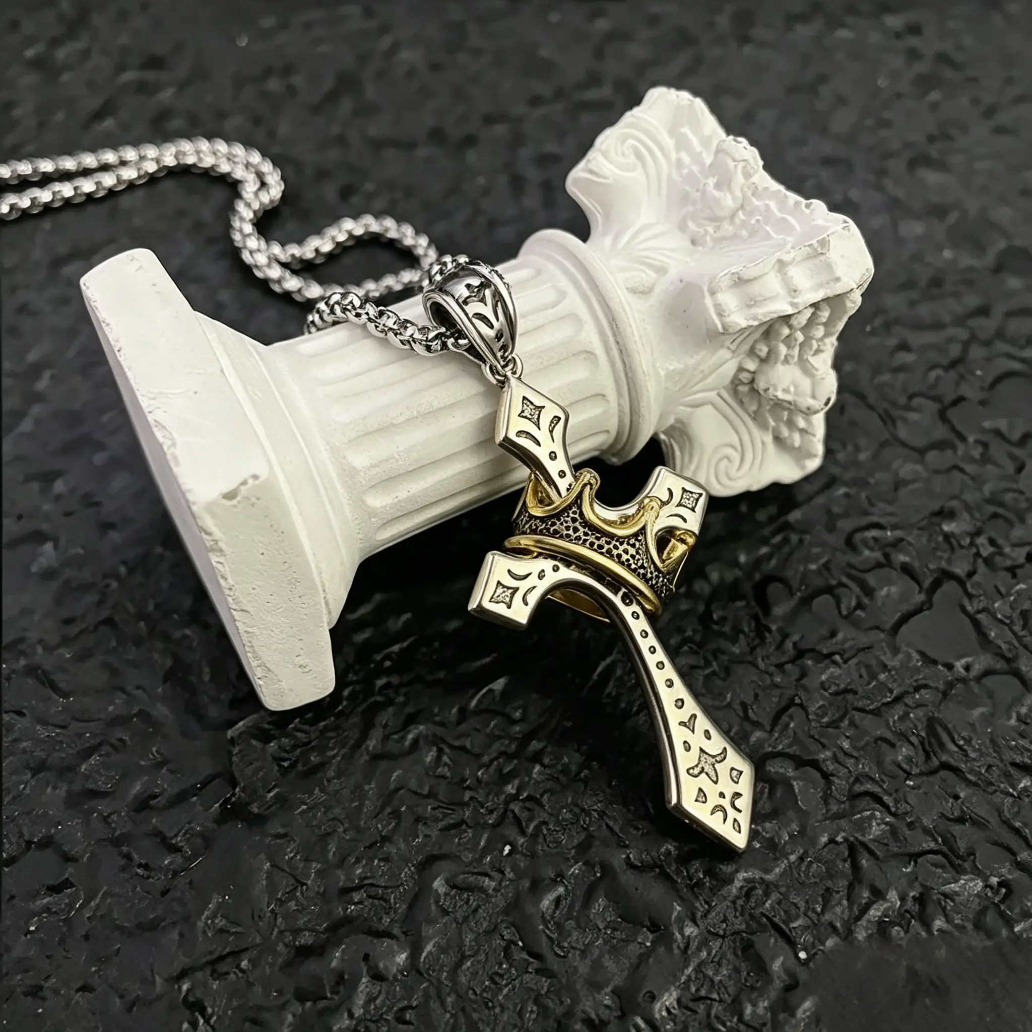 Cross Pendant Necklace