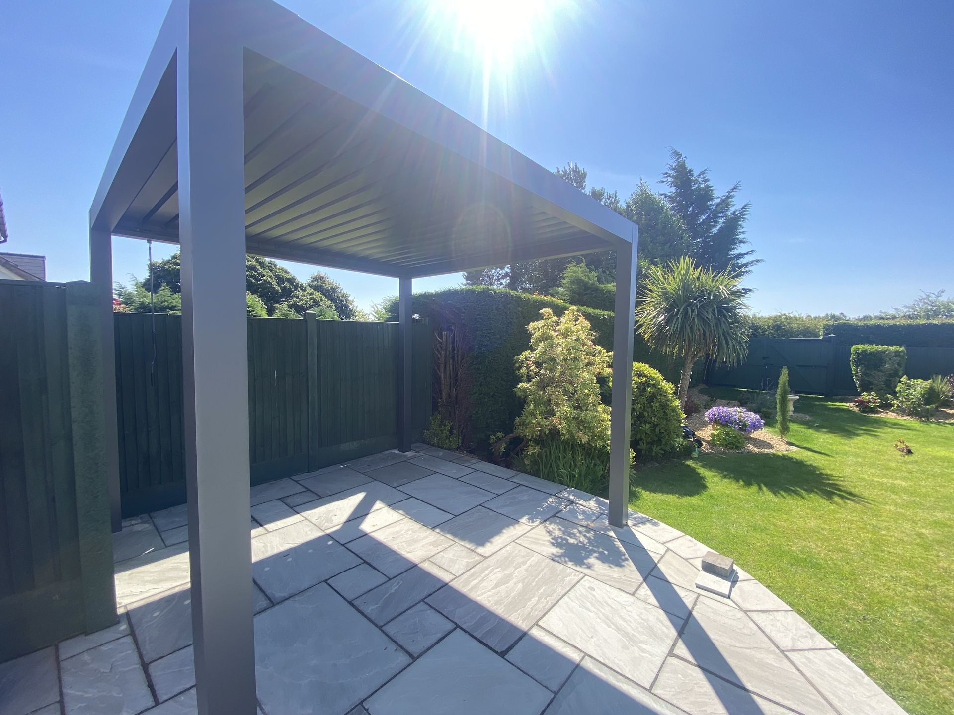Luxe Manual Louvered Roof LED Aluminium Pergola