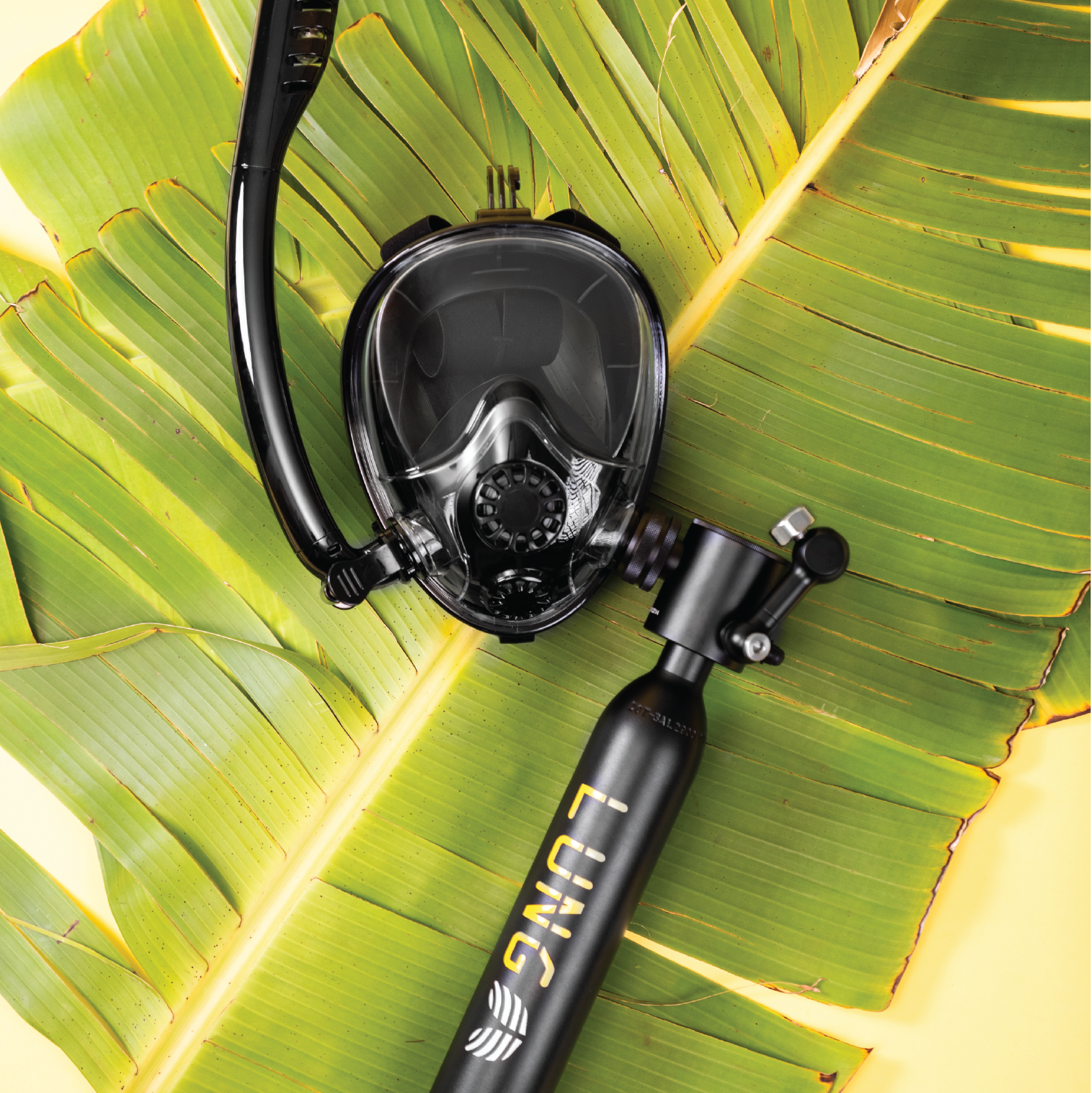Mini Scuba Tank (No Inflatable Device) with Snorkel Mask 0.5L Portable Small Diving Tank with Full Face Diving Mask Reusable DOT Certified Pony Bottle Diving Cylinder Kit