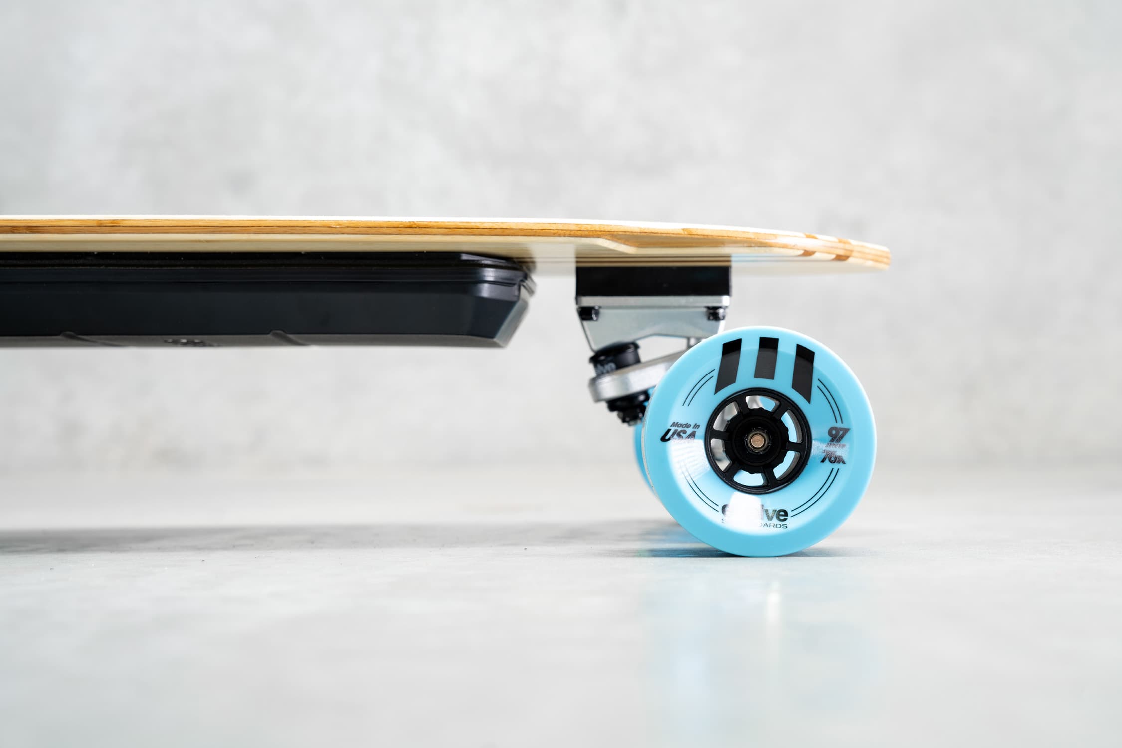 Evolve Electric Skateboard Complete