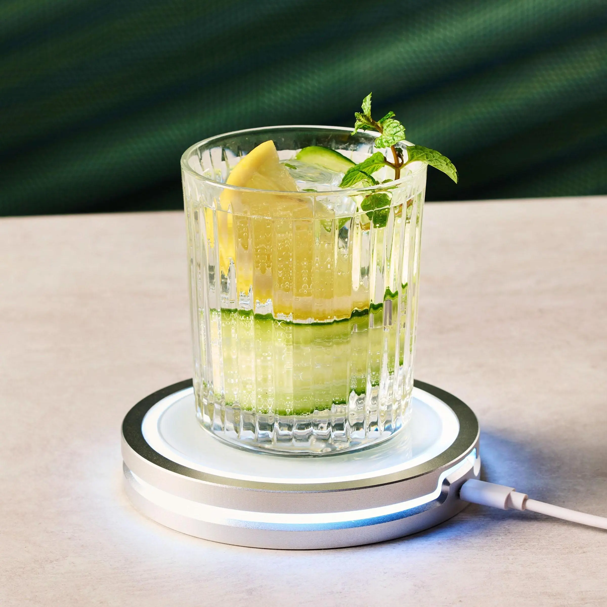Smart Cocktail Coaster 2.0 – Automated Drink Mixing Guide with Interactive Lighting for Home Bars