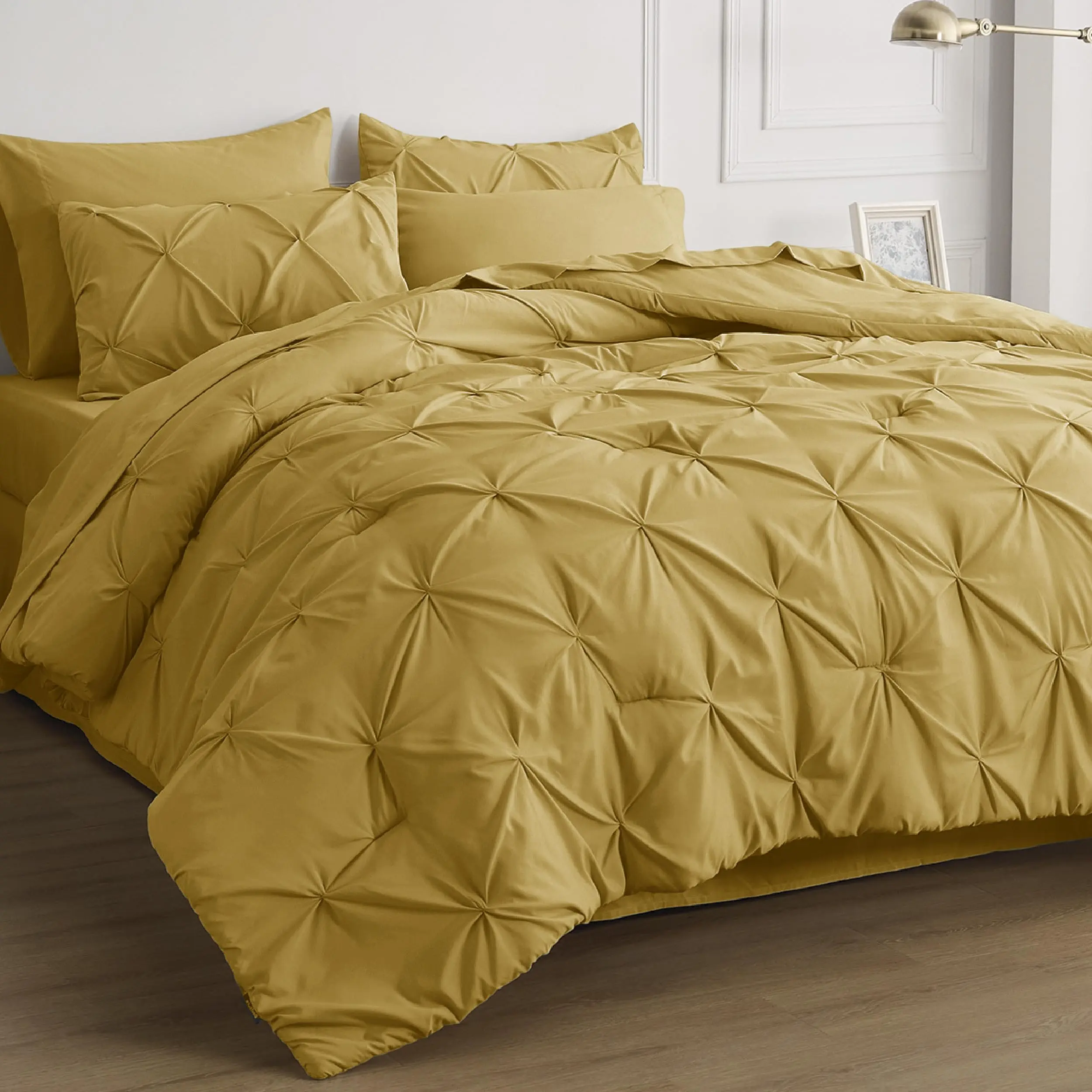Soft Pintuck Comforter Set – 4/7 Piece Ultra-Soft All-Season Bedding Set with Elegant Hotel-Style Design