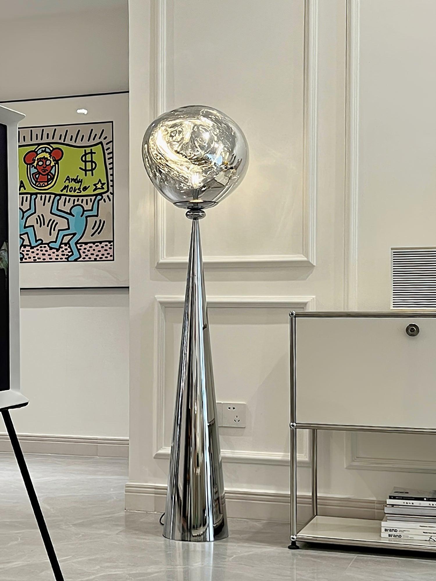 Twisted dynamic Glass Cone Floor Lamp
