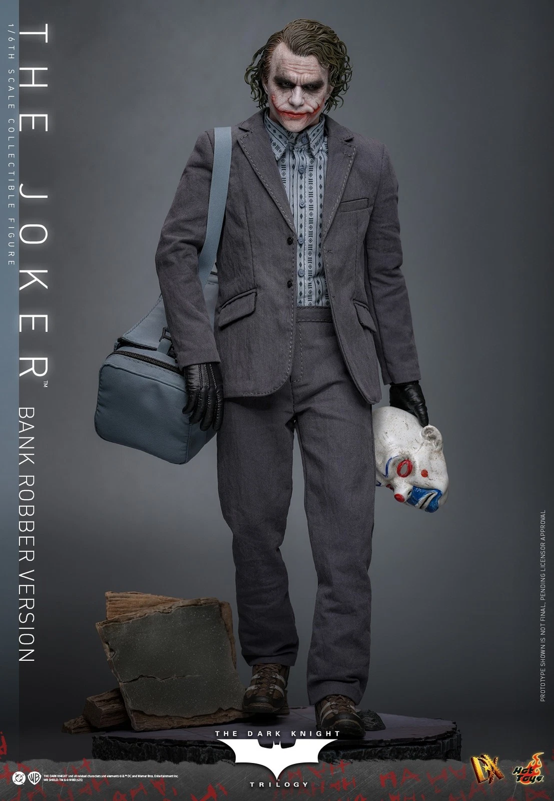 The Dark Knight: 1:6 Scale Bank Robber The Joker, Movie Masterpiece