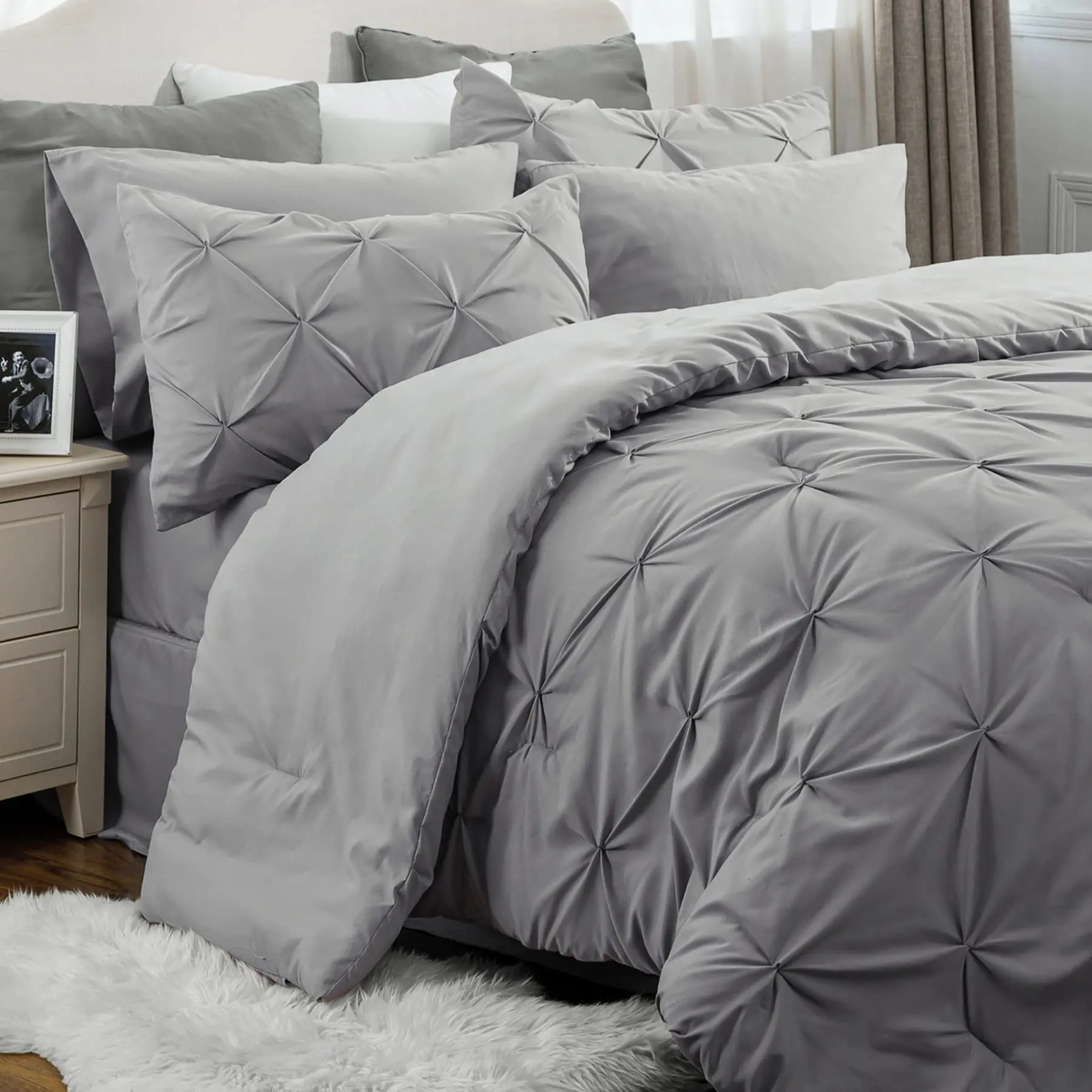 Soft Pintuck Comforter Set – 4/7 Piece Ultra-Soft All-Season Bedding Set with Elegant Hotel-Style Design