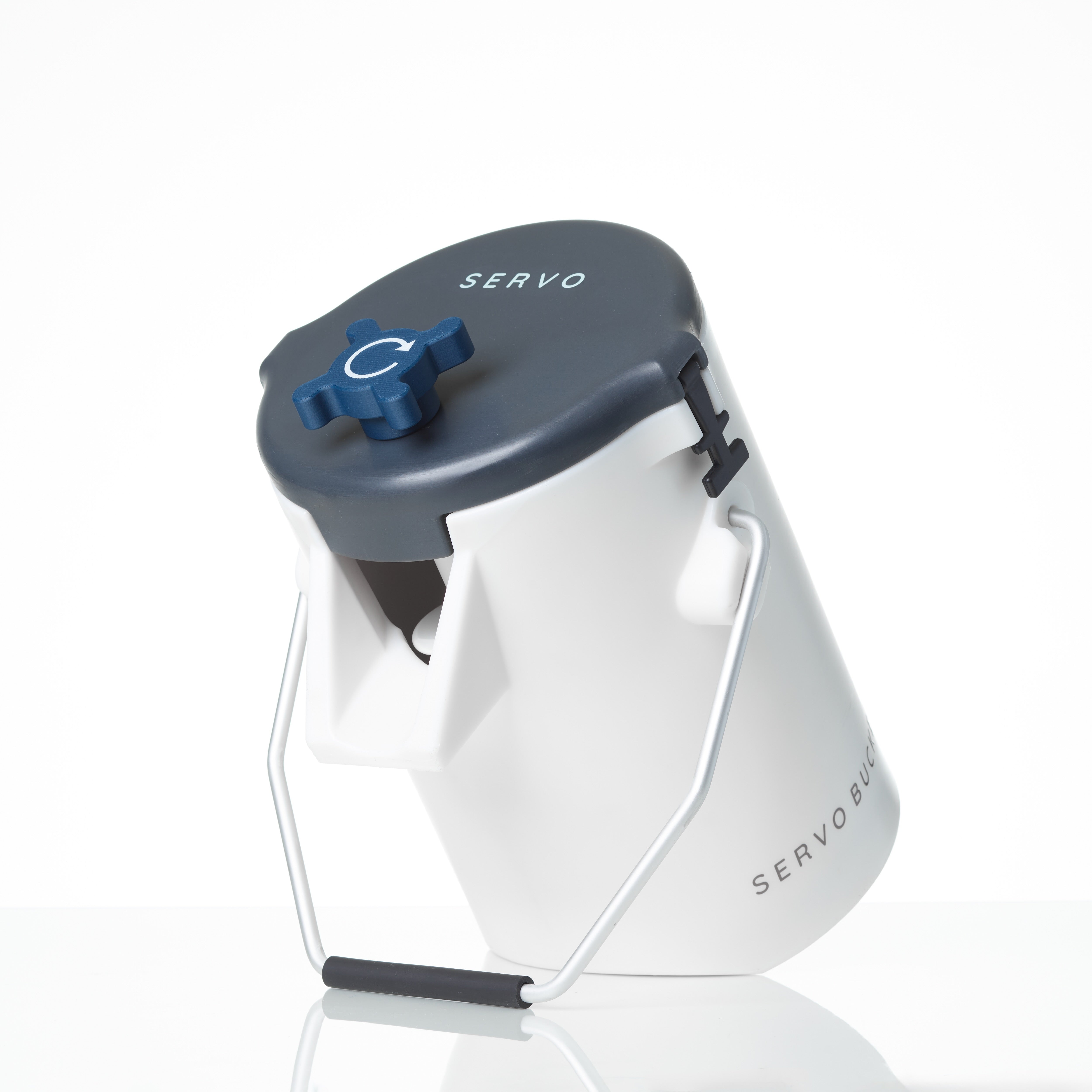 Self-Serve, Touch-Free Ice