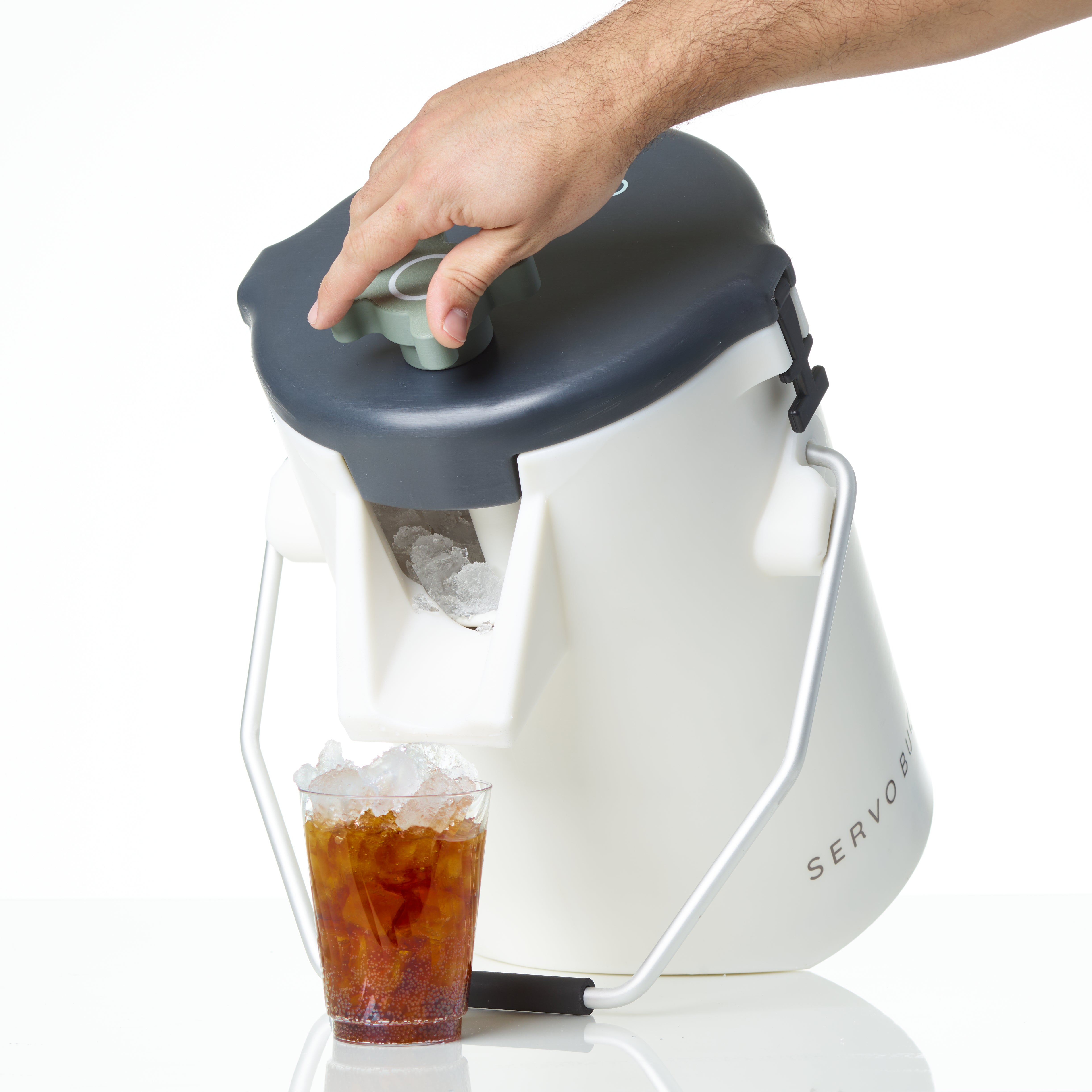 Self-Serve, Touch-Free Ice