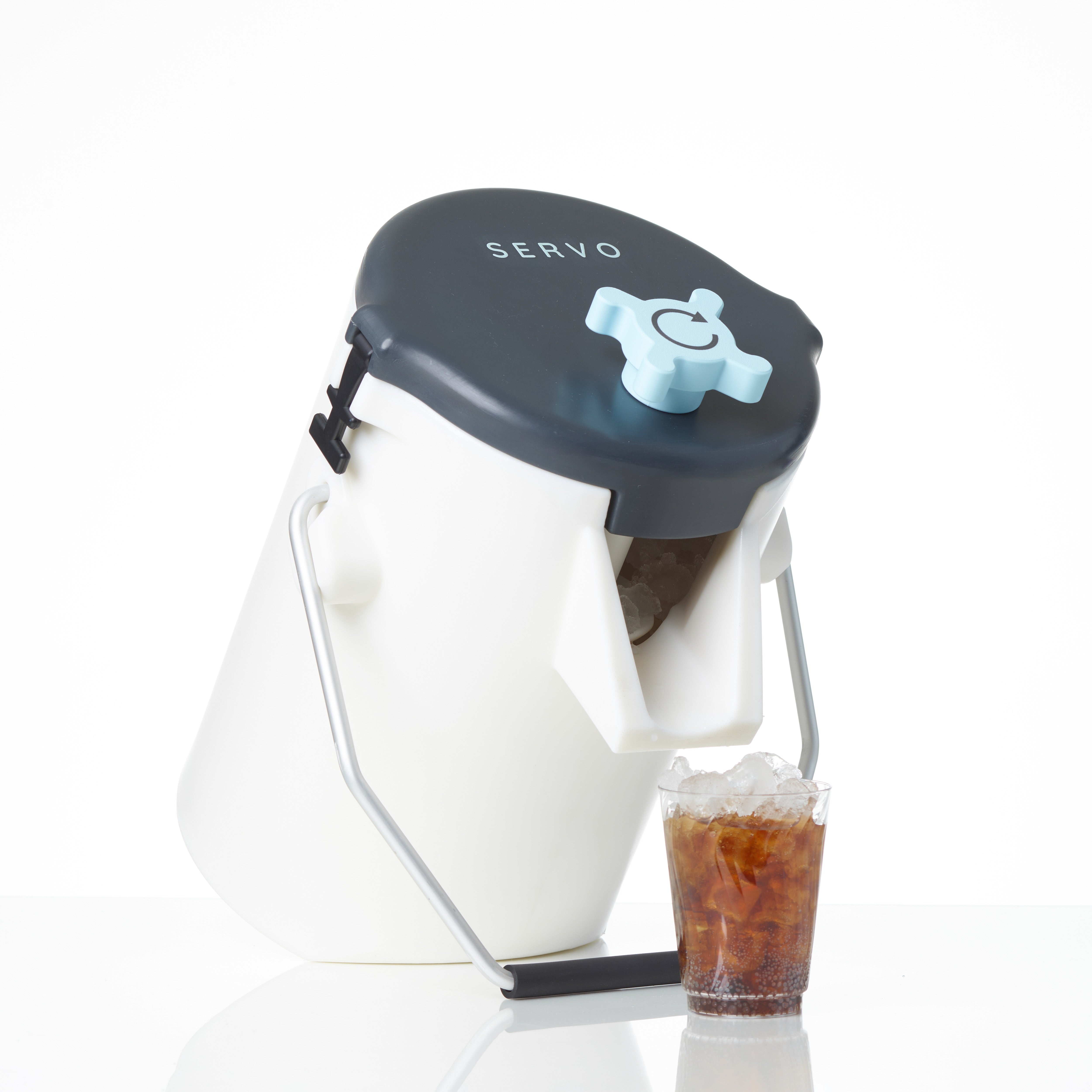 Self-Serve, Touch-Free Ice