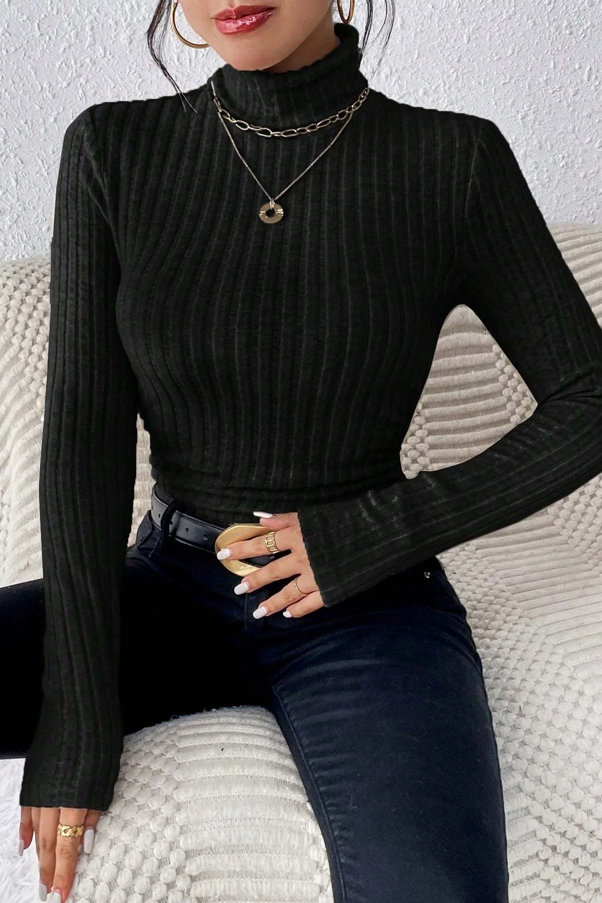 Fitted Long Sleeve Mock Neck Sweater Black / S