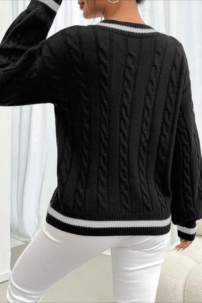 Colorblock Cable Knit V Neck Sweater