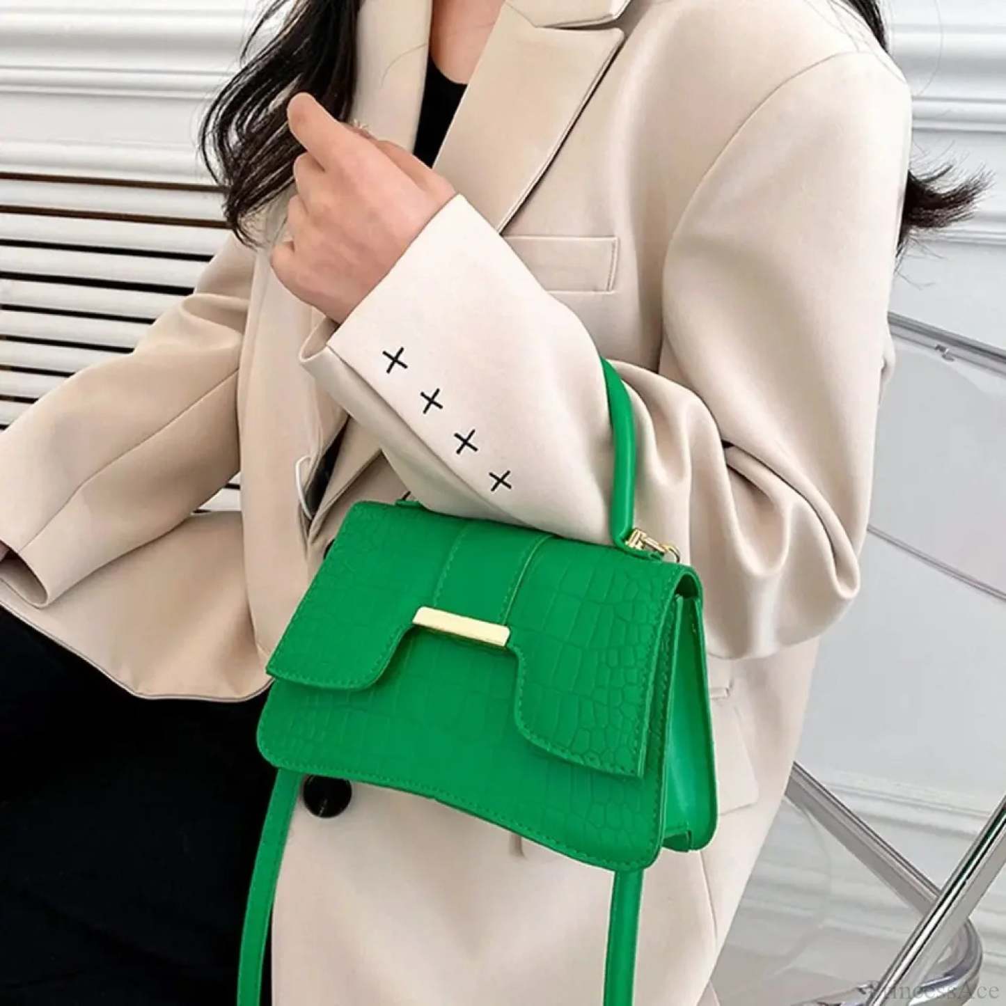 Alligator Pattern Small Square Vintage PU Leather Crossbody Handbag handbag-250126