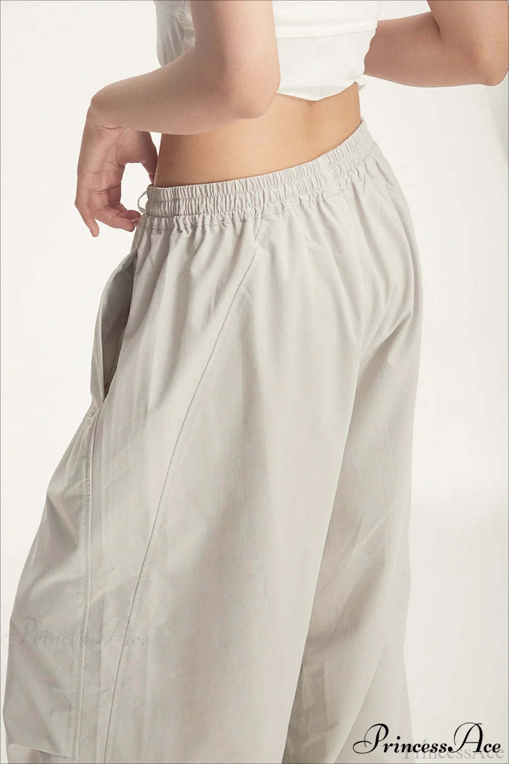 Athletic Stretchy Waist Relaxed Cargo Pants