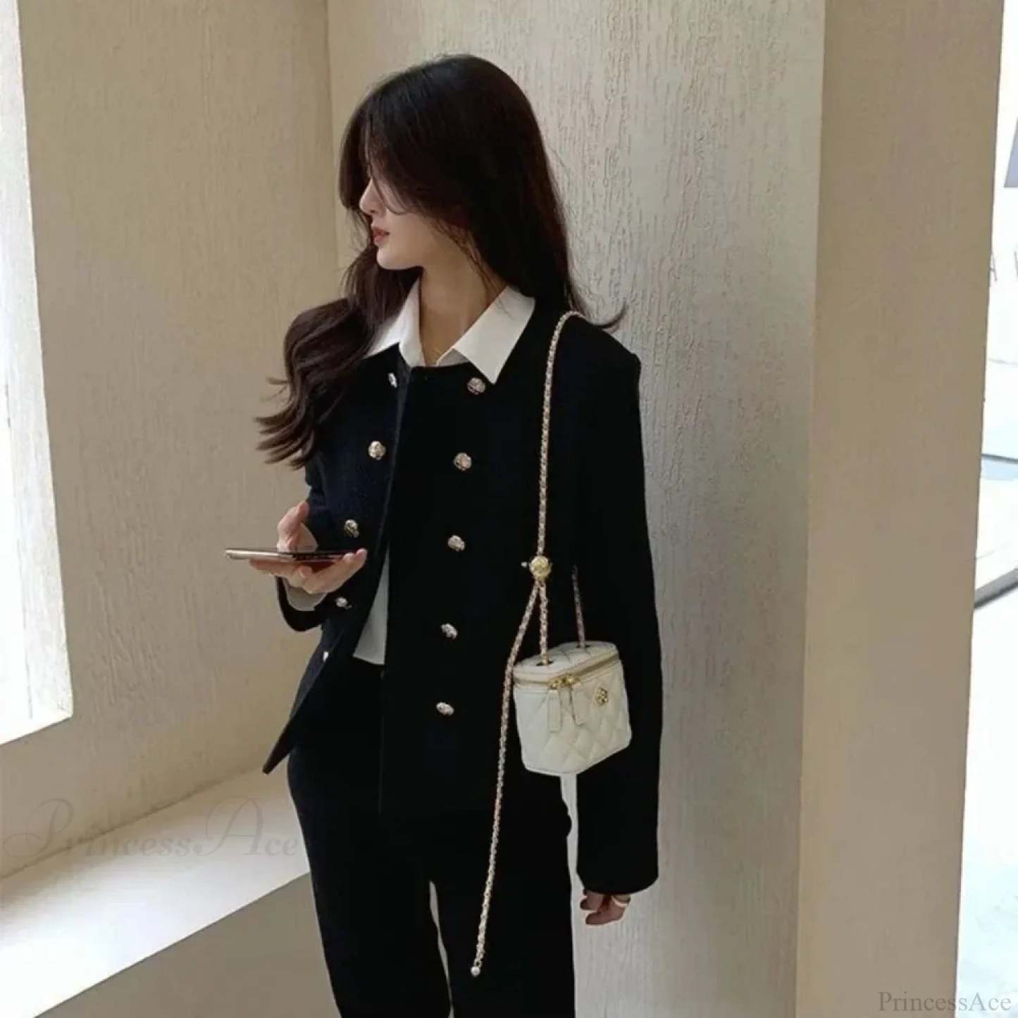 Camellia Rhombus Chain Bucket Crossbody crossbody-250126