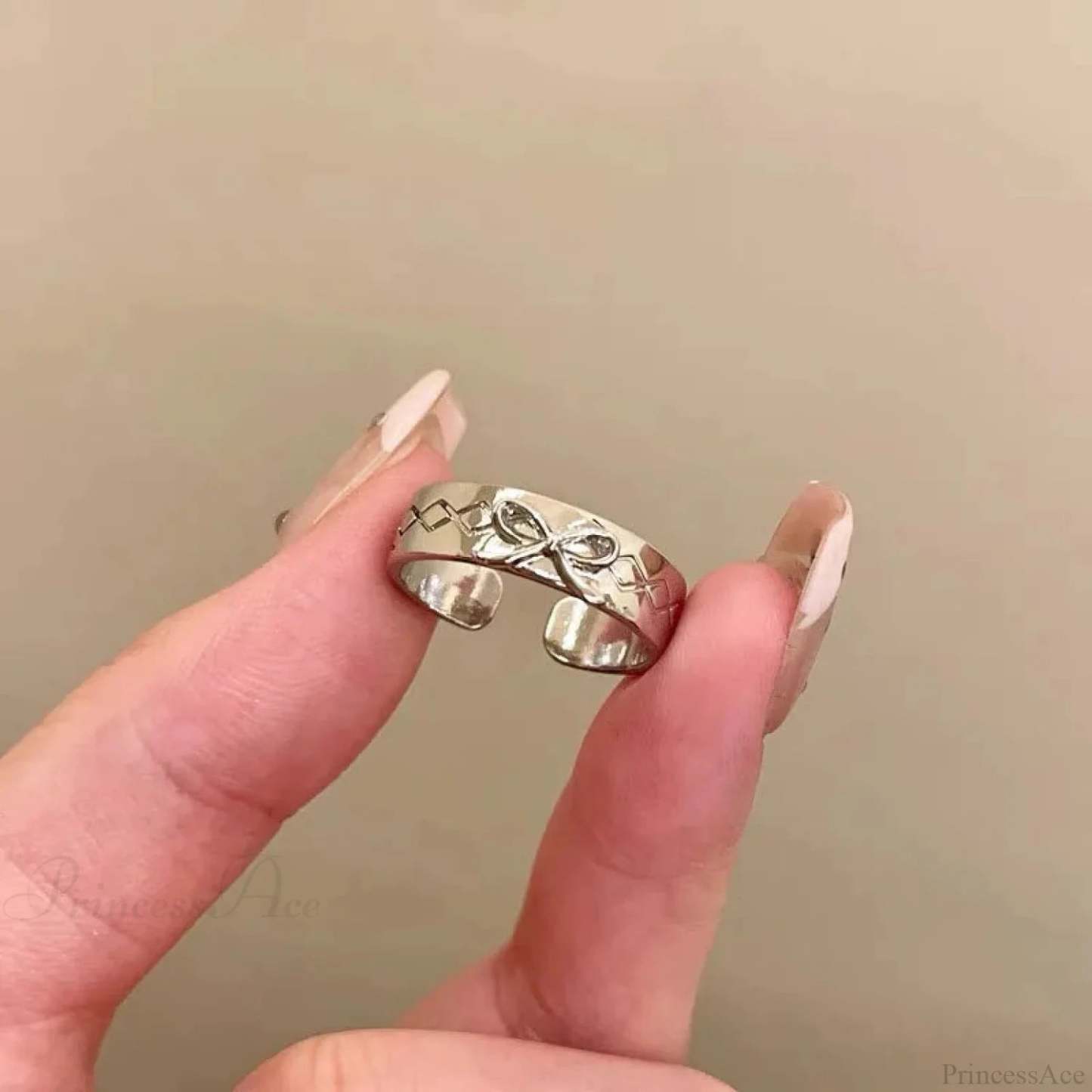 Cardiac Contoured Mysterious Band sliver02