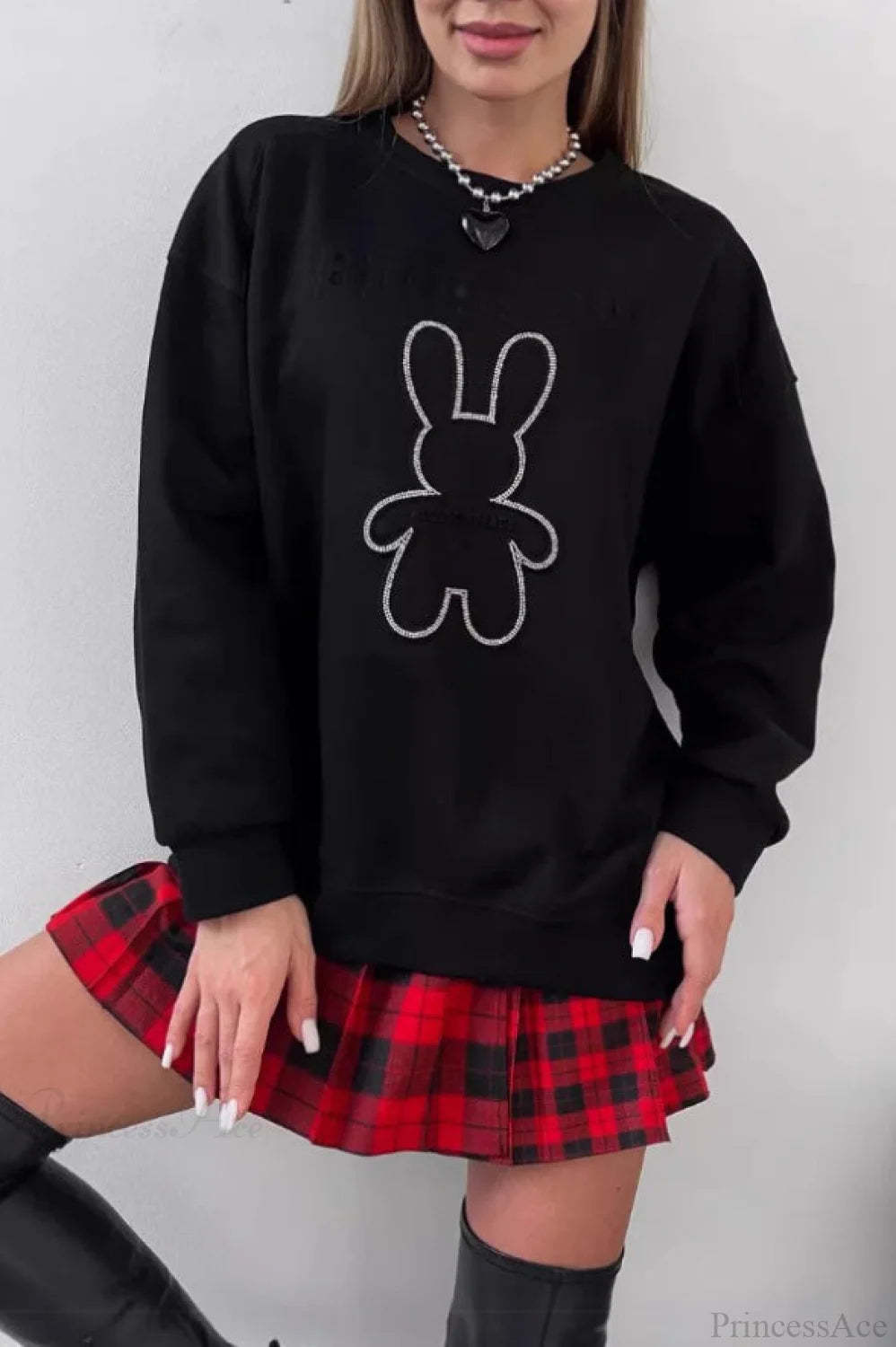 Crew Neck Chic Oversized Embossed Rabbit Sweatshirt Black / S