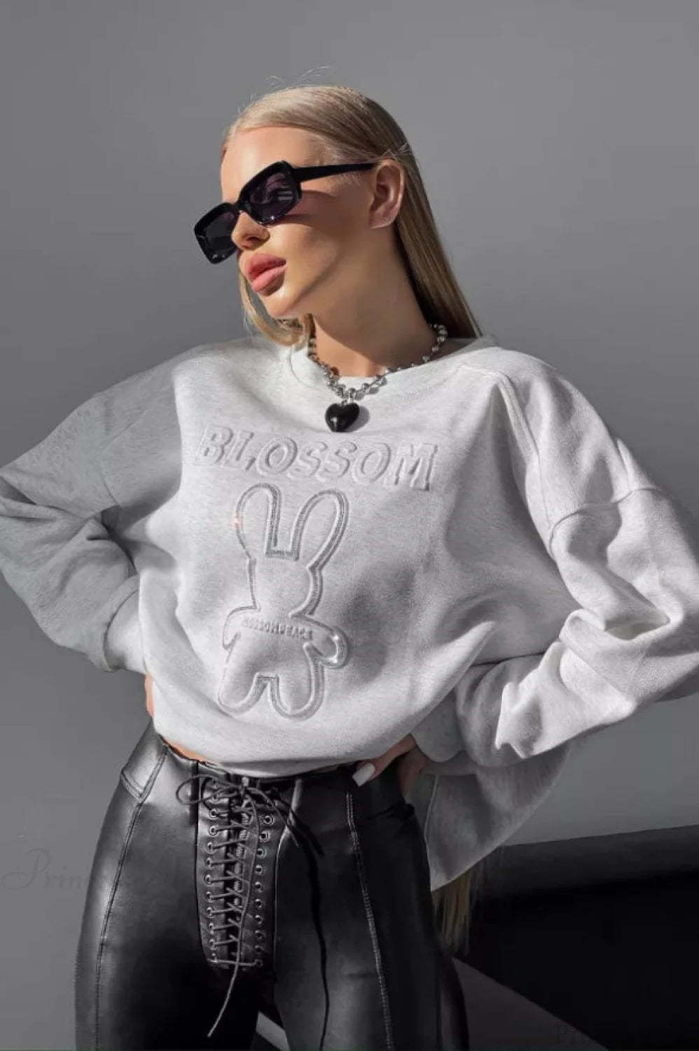 Crew Neck Chic Oversized Embossed Rabbit Sweatshirt White / S