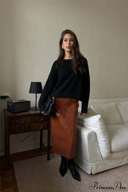 Crew Neck Thick Solid Short Sweater Black / M