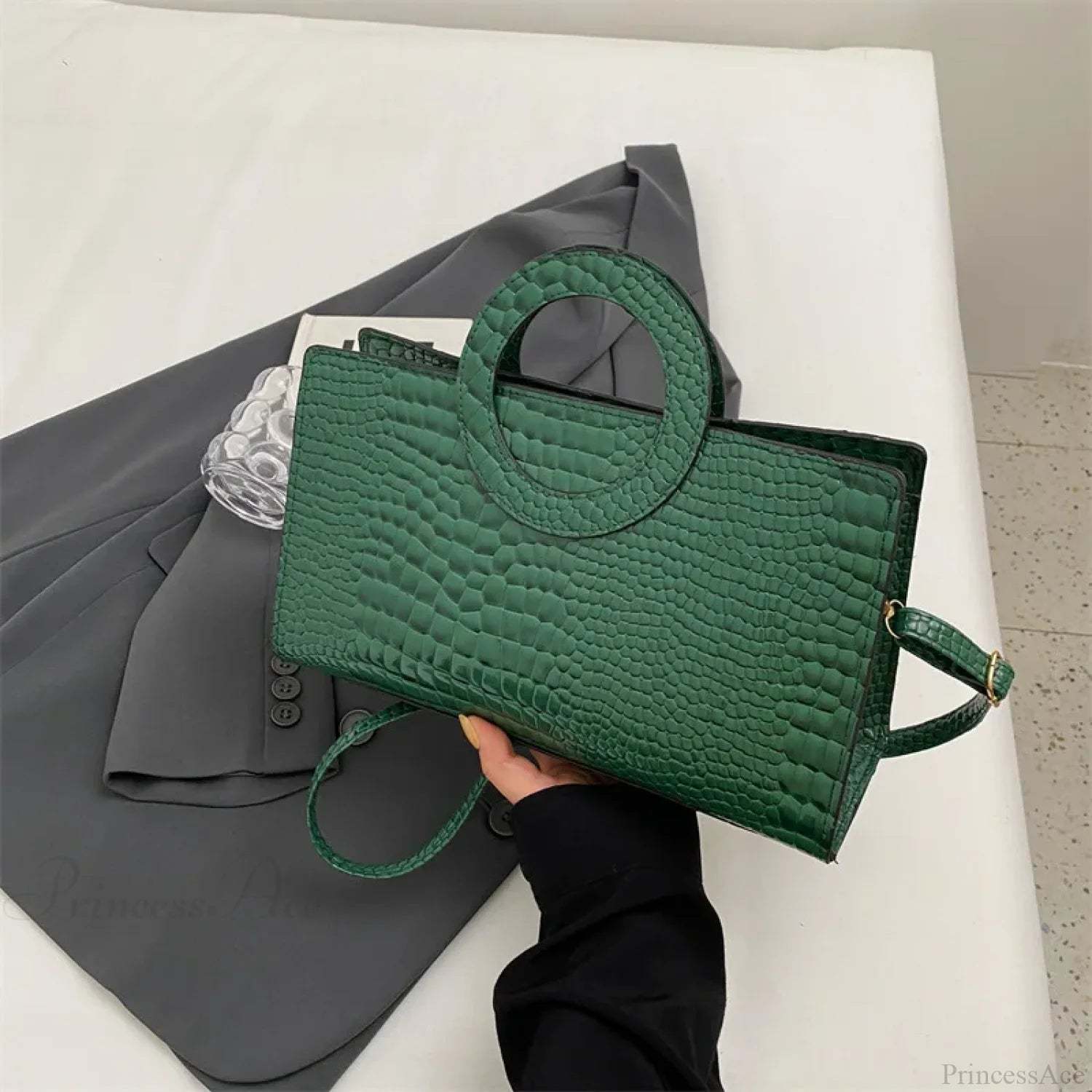 Crocodile Pattern PU Leather Crossbody Handbag Green handbag-250126