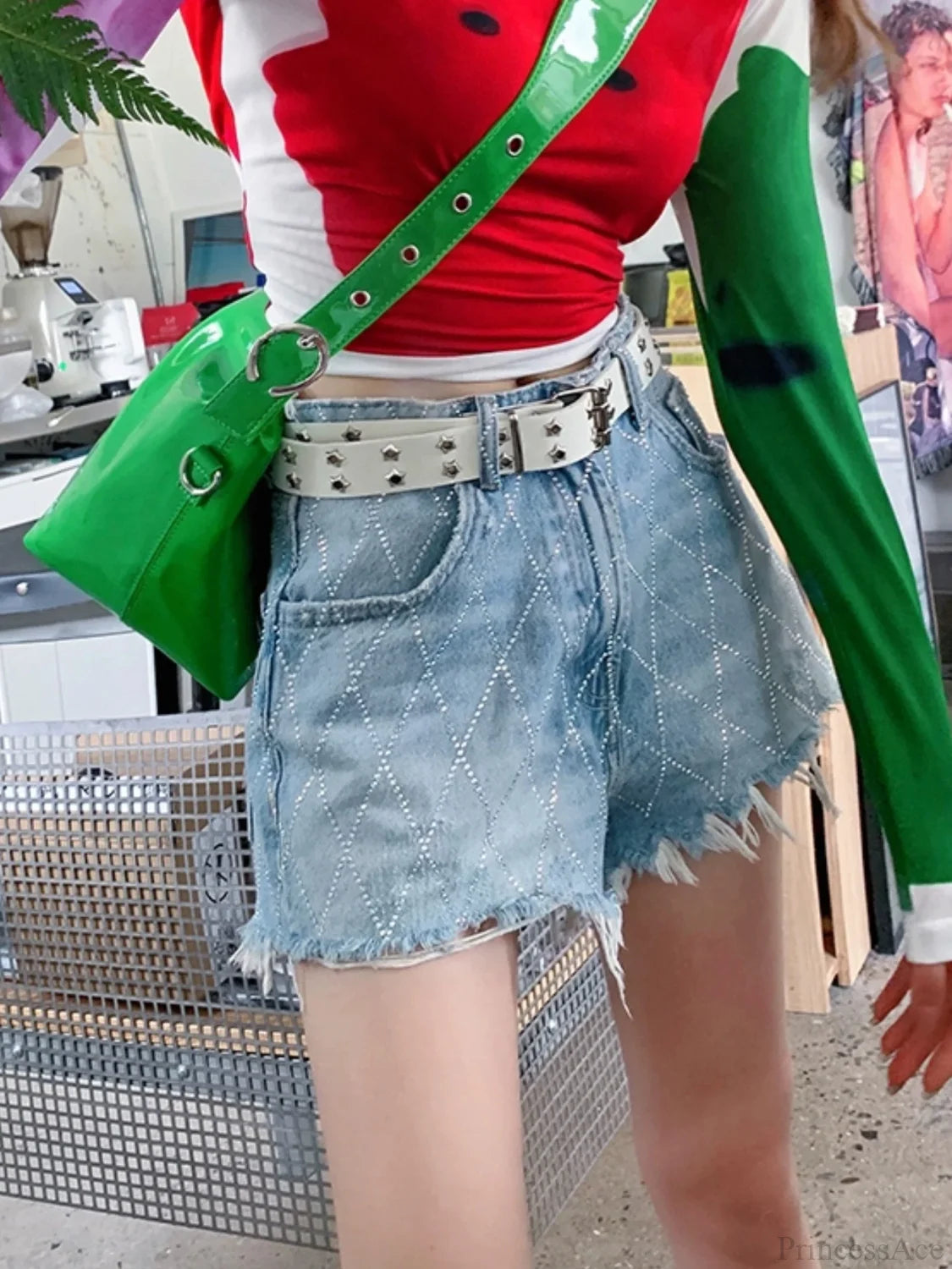 Crossed Frayed Washed Denim Short short-250223