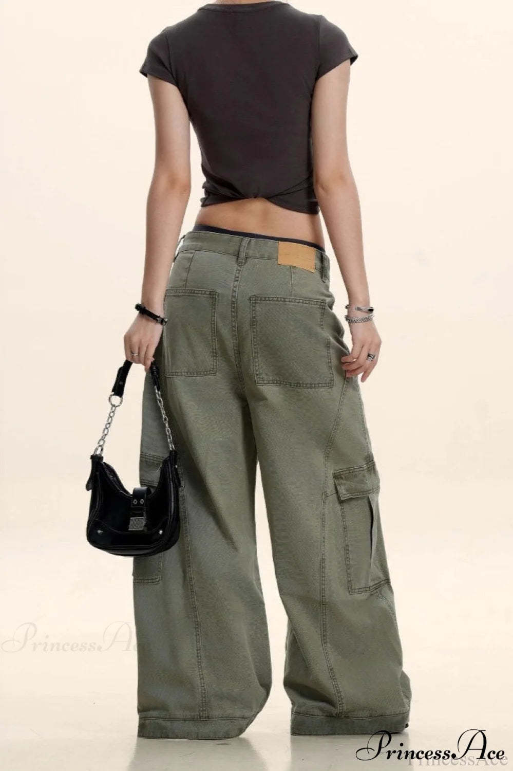Curved Deconstructed Wide-Leg Cargo Pants