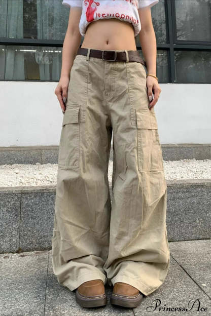 Curved Large Pocket Loose Cargo Pants Khaki / M