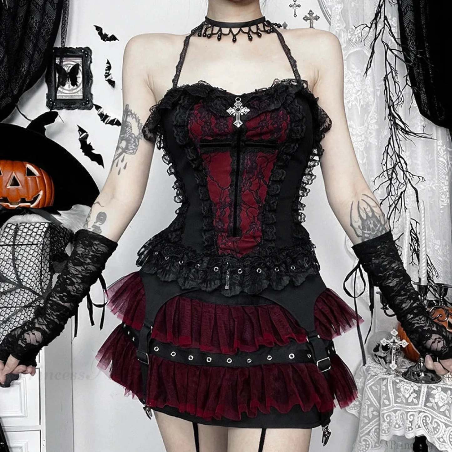 Dark Lace Trim Backless Crop Top Black / S