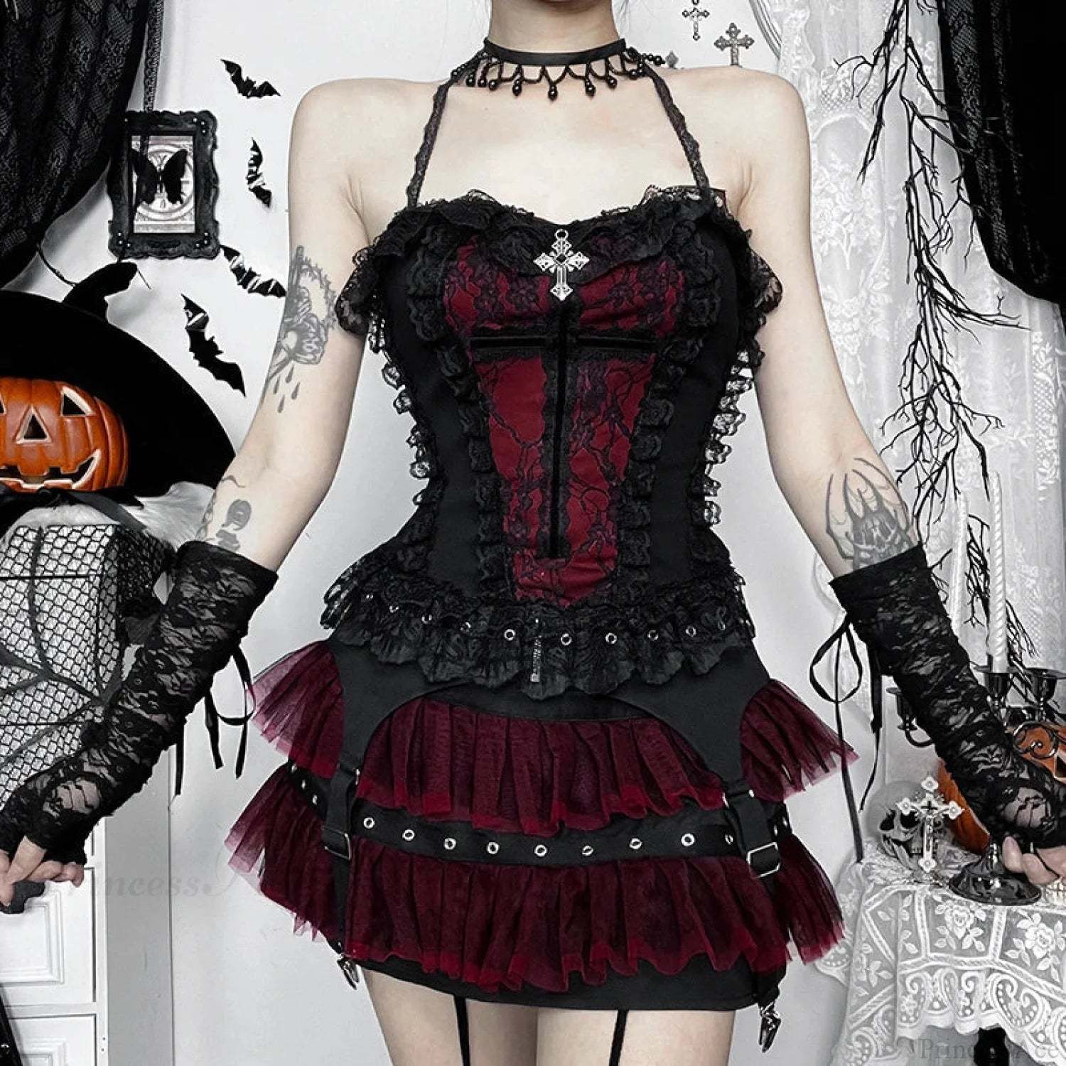 Dark Lace Trim Backless Crop Top Black / S