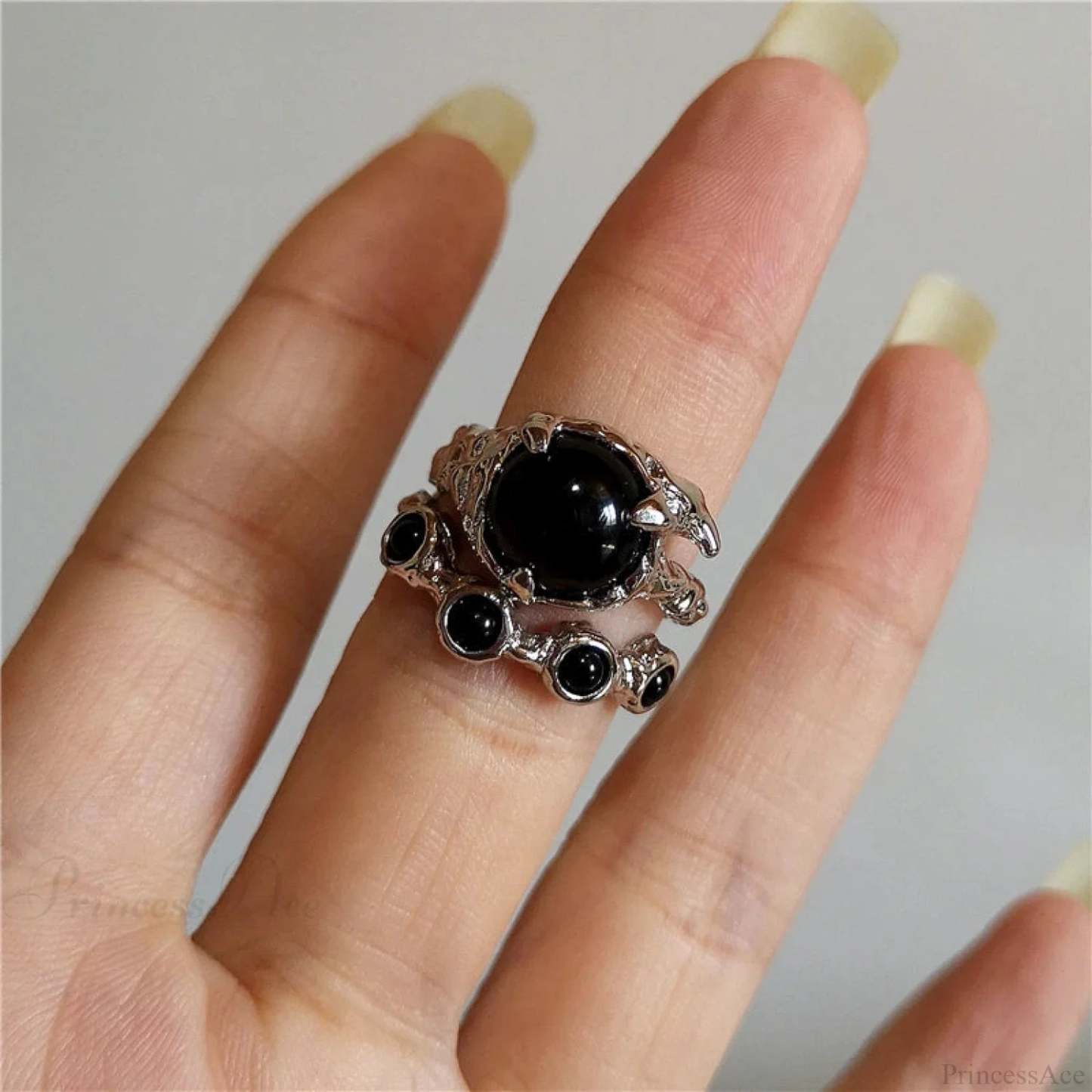 Dark Thorny Rose Pair Ring black9