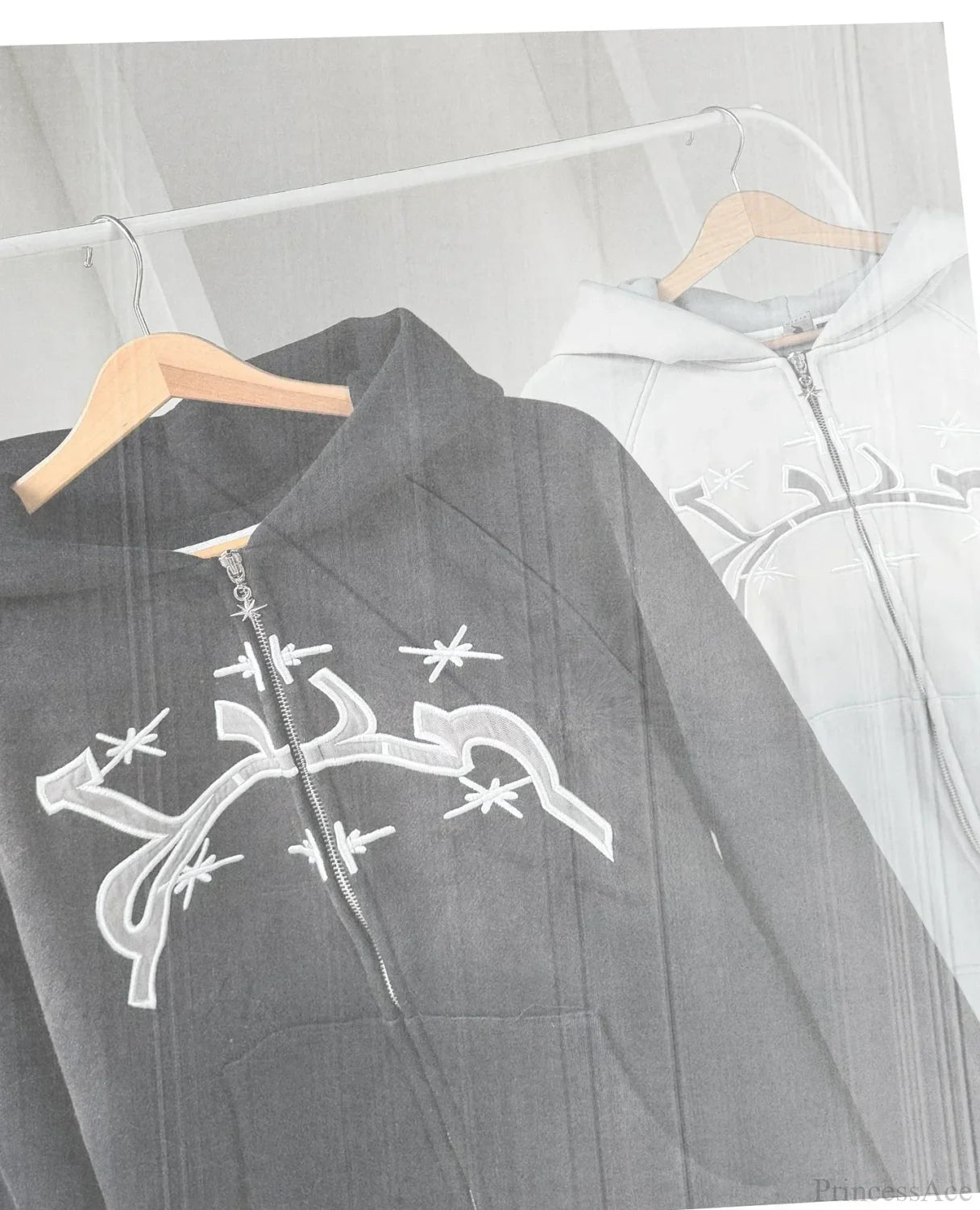 Divin Embroidery Zip Up Hoodie