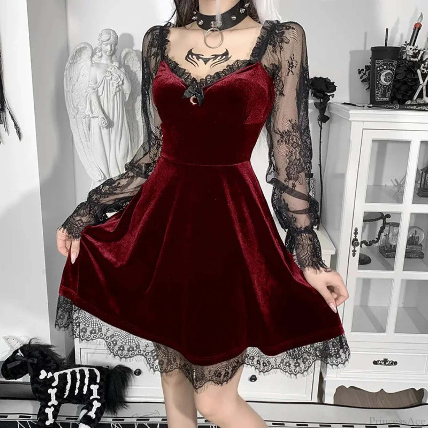 Durable Lace Plunging Neckline Mini Dress Red / S