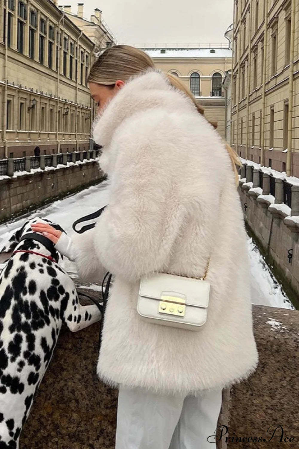 Eco Faux Fur Solid Chic Cropped Coat