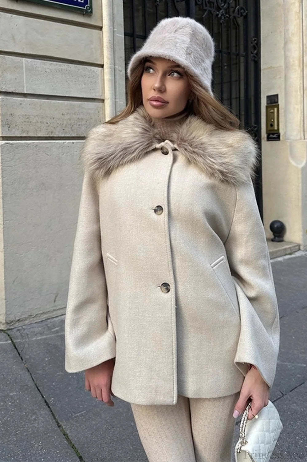 Elegant Relaxed Faux Fur Collar Single-Breasted Coat