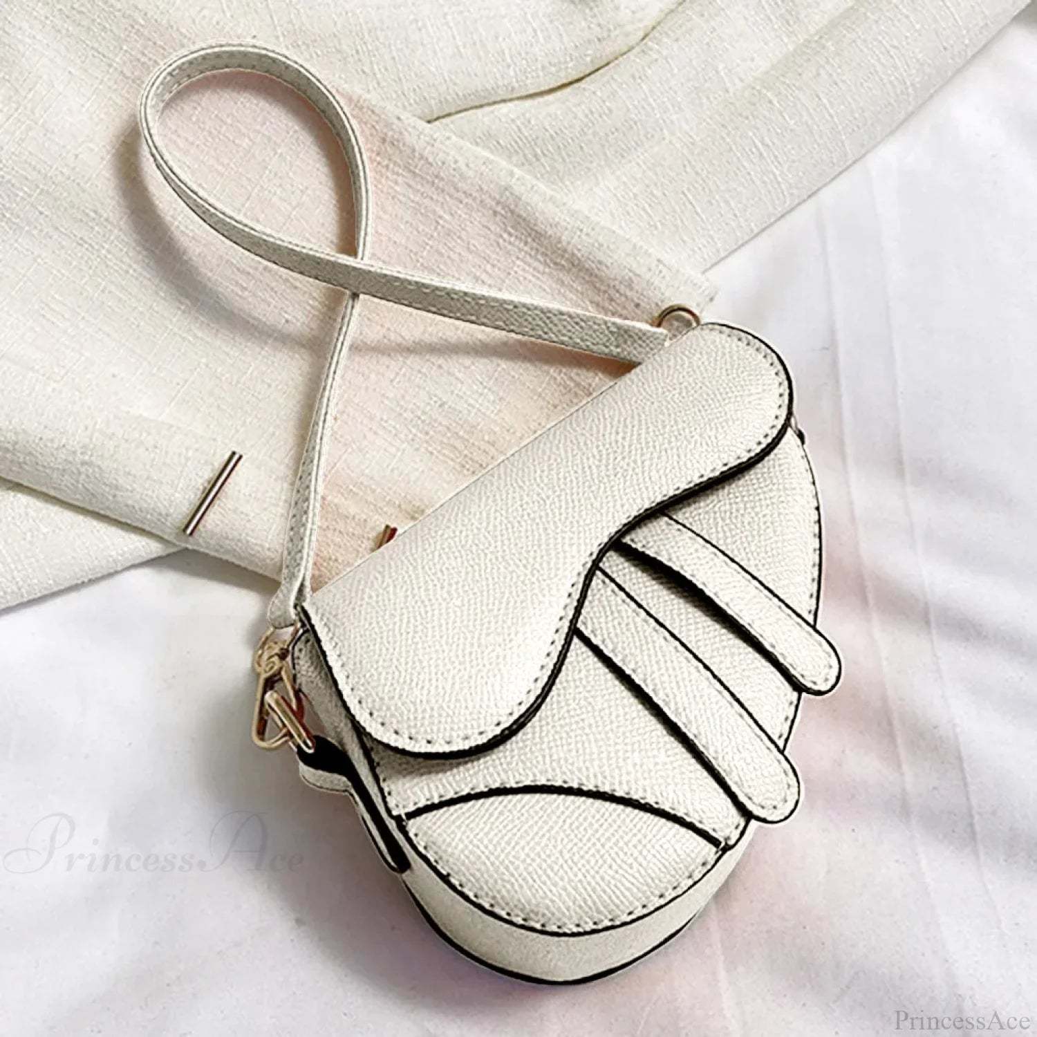 Saddle Messenger Leather Crossbody Shoulder Handbag White handbag-250126
