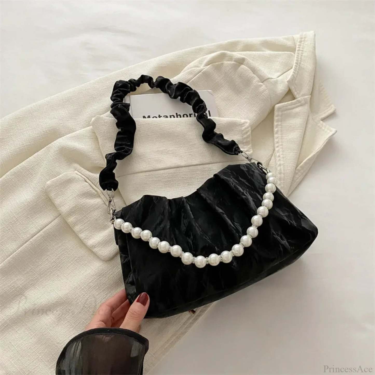 French Beaded Chain Pleated Underarm Crossbody Handbag Black handbag-250126