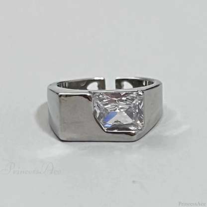 Dark Gothic Crimson Ring red10