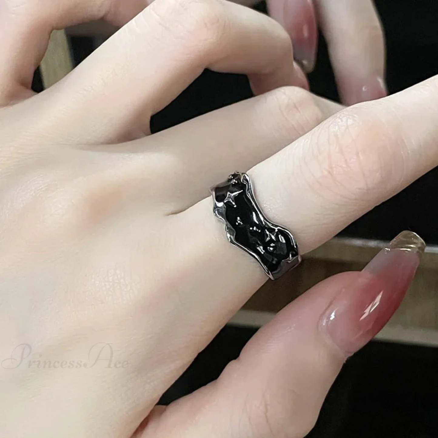Gender-neutral Vintage Wings Skeleton Gothic Ring sliver8