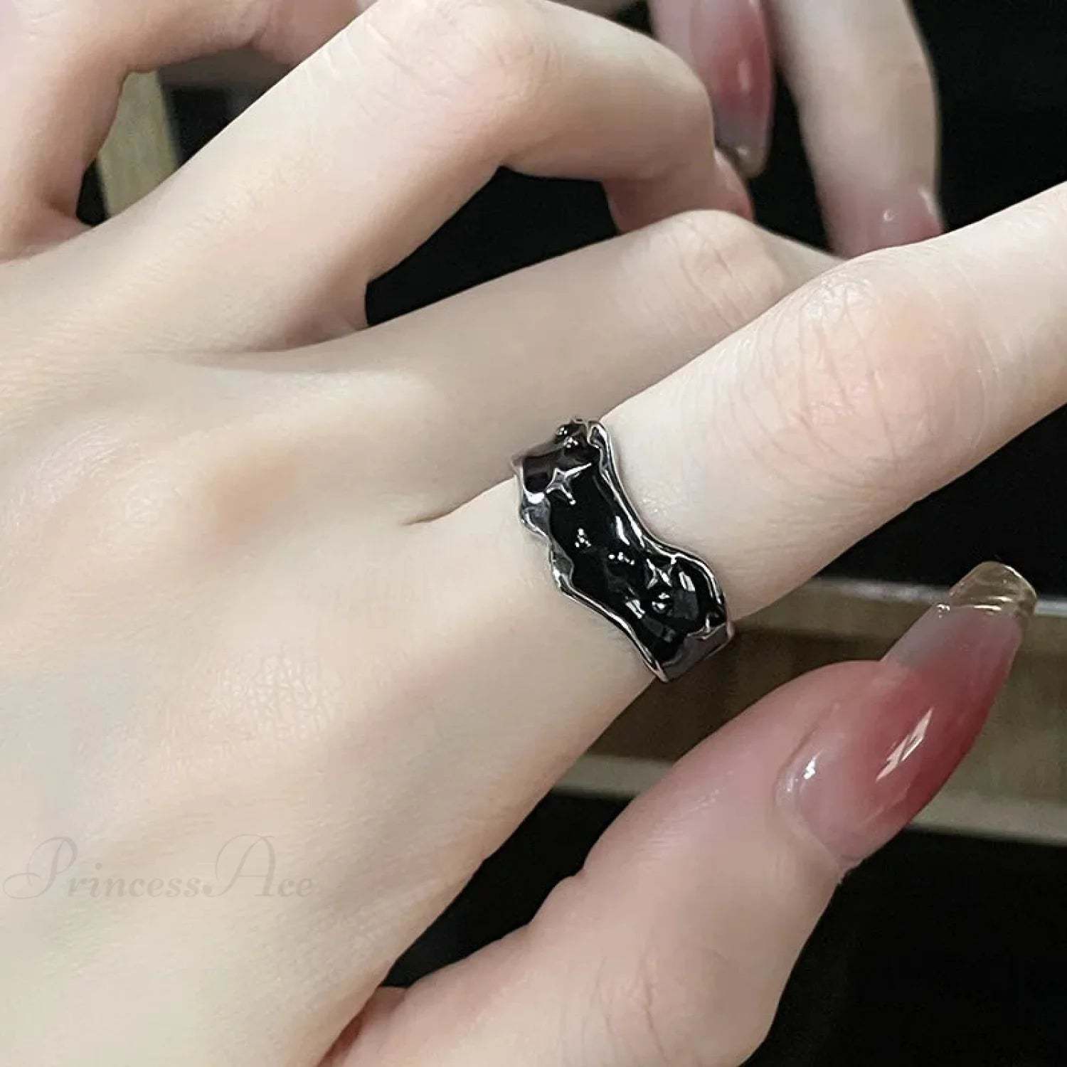 Gender-neutral Vintage Wings Skeleton Gothic Ring sliver8