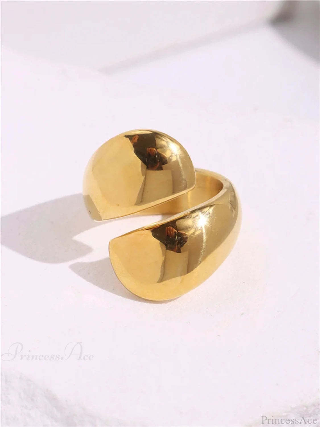 Geometric Gothic Titanium Strong Ring gold1